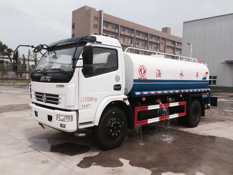 8噸(8方)東風大多利卡綠化灑水車圖片 8噸(8方)東風大多利卡綠化灑水車圖片