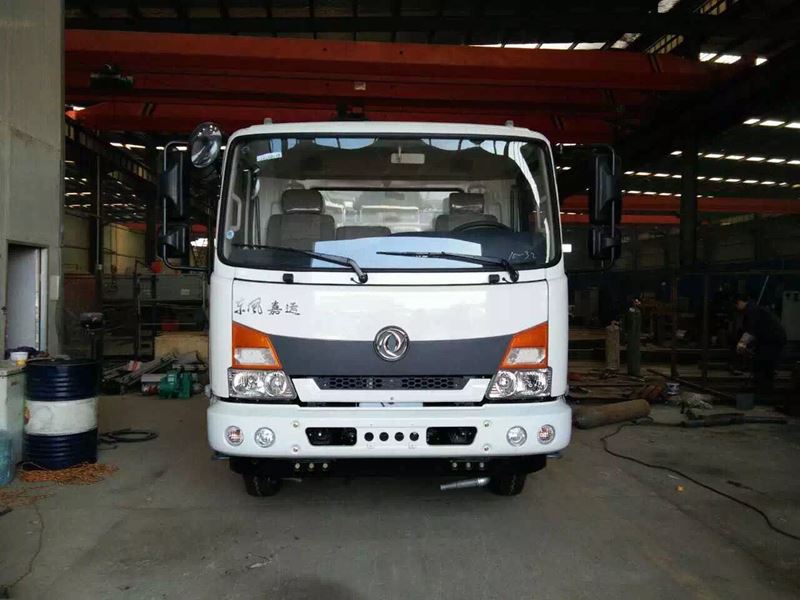 10噸灑水車轉讓_二手灑水車交易市場_10噸(10方)東風嘉運綠化灑水車價格4