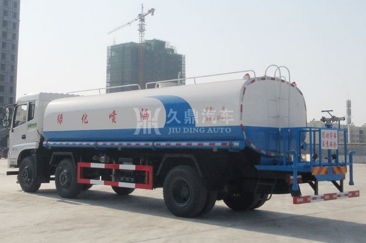 東風(fēng)特商前四后四20噸灑水車圖片 東風(fēng)特商前四后四20噸灑水車圖片