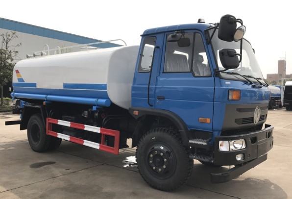 12噸東風(fēng)145灑水車圖片 12噸東風(fēng)145灑水車圖片
