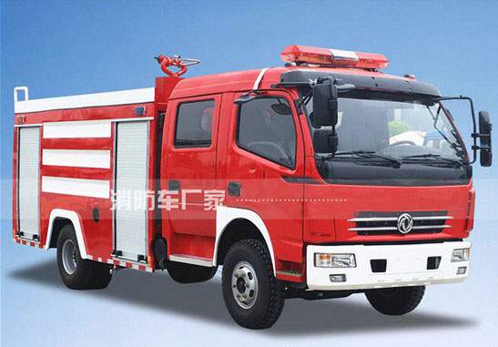 4噸東風多利卡水罐消防車價格2