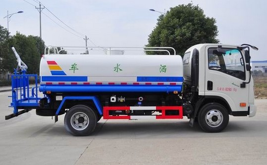 大運奧普力5噸綠化灑水車廠家價格3