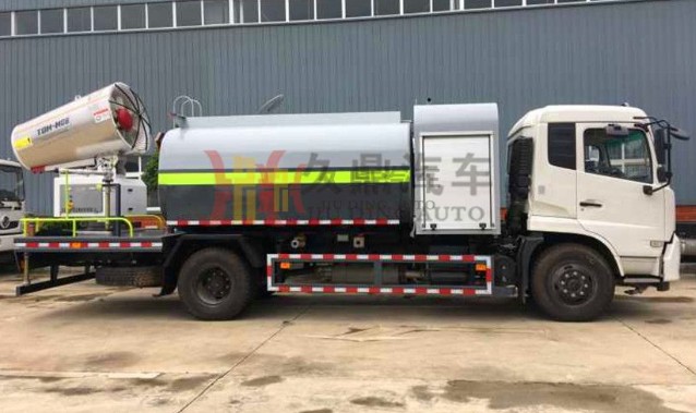 80米風(fēng)送式霧炮東風(fēng)天錦多功能抑塵車2