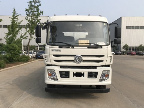 15方灑水車一天租金多少_東風(fēng)御虎15噸綠化灑水車廠家價(jià)格3