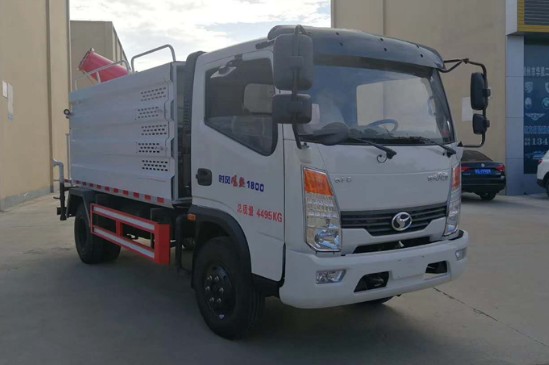 時風風馳5方藍牌灑水車圖片 時風風馳5方藍牌灑水車圖片