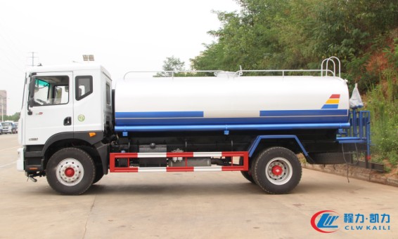 東風多利卡D9灑水車圖片 東風多利卡D9灑水車圖片