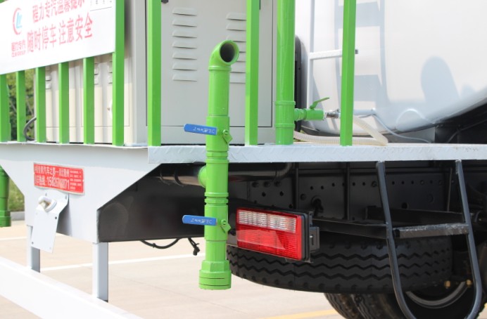 �|�L������D9��ˮ܇���F�ڣ��A�ޣ�����DƬ