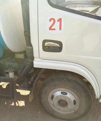 二手5方灑水車帶戶低價出售4