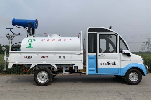 新能源電動四輪灑水車圖片 新能源電動四輪灑水車圖片