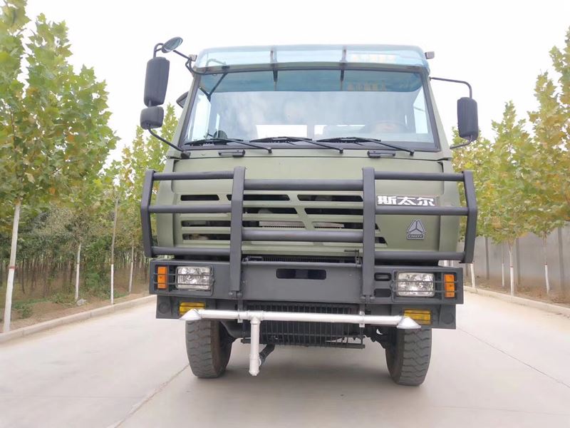 二手重汽斯太爾四驅(qū)15噸灑水車圖片 二手重汽斯太爾四驅(qū)15噸灑水車圖片