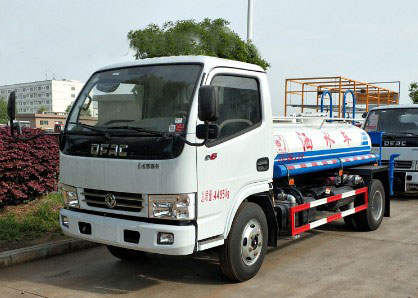 東風2噸小型灑水車圖片 東風2噸小型灑水車圖片