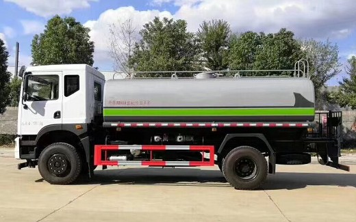 國(guó)六14噸東風(fēng)天然氣灑水車(chē) 國(guó)六14噸東風(fēng)天然氣灑水車(chē)