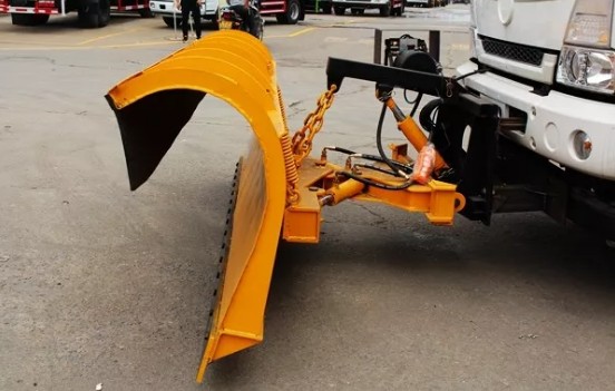 3.3米推雪鏟圖片 3.3米推雪鏟圖片