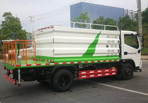 國六7方時風(fēng)風(fēng)馳藍(lán)牌灑水車 國六7方時風(fēng)風(fēng)馳藍(lán)牌灑水車