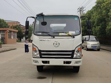 國六5方大運(yùn)黃牌灑水車 國六5方大運(yùn)黃牌灑水車