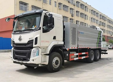 國(guó)六東風(fēng)柳汽乘龍后雙橋抑塵車圖片 國(guó)六東風(fēng)柳汽乘龍后雙橋抑塵車圖片