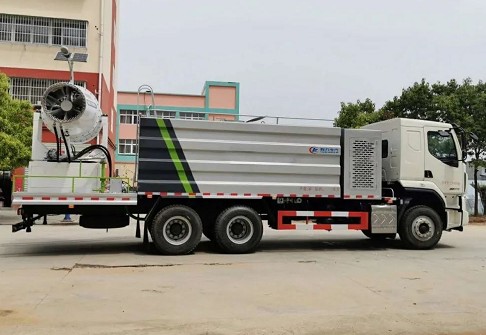 國(guó)六東風(fēng)柳汽乘龍后雙橋抑塵車圖片 國(guó)六東風(fēng)柳汽乘龍后雙橋抑塵車圖片