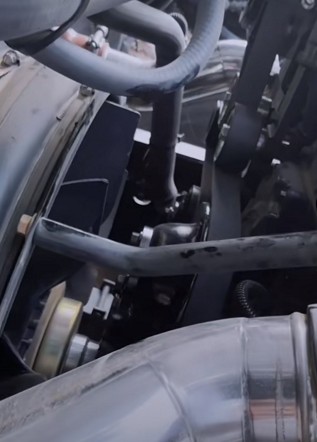 發(fā)動機(jī)缸體號位置 發(fā)動機(jī)缸體號位置