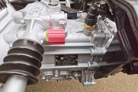 國六5方-7方福田M3藍(lán)牌抑塵車5檔陜齒變速箱 國六5方-7方福田M3藍(lán)牌抑塵車5檔陜齒變速箱