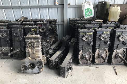 夾心取力器圖片 夾心取力器圖片