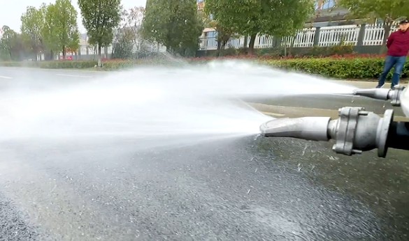 �����|�L(f��ng)���\��ˮ܇ǰ��������