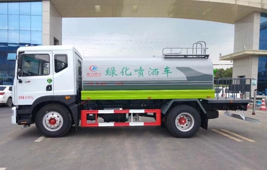 ��(gu��)���|�L(f��ng)������D9���200�R��12����ˮ܇(ch��)