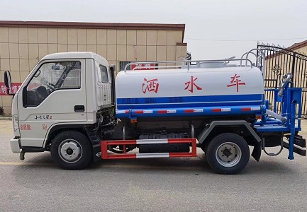 �{��С��3����ˮ܇�DƬ