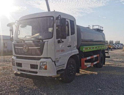 �����|�L(f��ng)���\12����ˮ܇�DƬ