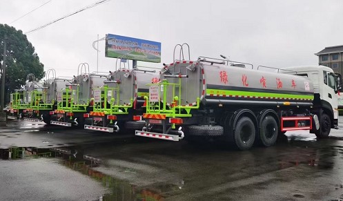 國(guó)六東風(fēng)天龍后雙橋18方灑水車(chē)批量發(fā)車(chē)圖片 國(guó)六東風(fēng)天龍后雙橋18方灑水車(chē)批量發(fā)車(chē)圖片