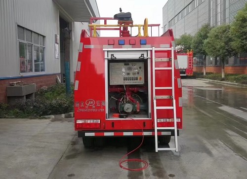 �����|�L;��С���{������܇