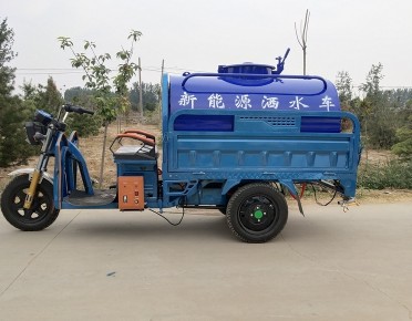 小型電動(dòng)三輪灑水車圖片 小型電動(dòng)三輪灑水車圖片