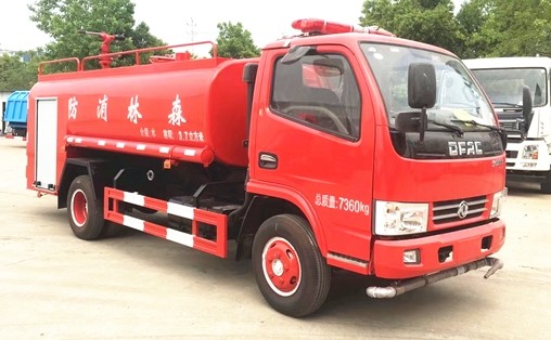 消防灑水車(chē)圖片 消防灑水車(chē)圖片