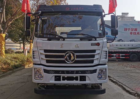 國(guó)六東風(fēng)濰柴160馬力12方灑水車(chē) 國(guó)六東風(fēng)濰柴160馬力12方灑水車(chē)