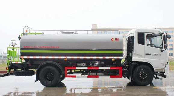 楚帝智聯(lián)灑水車 楚帝智聯(lián)灑水車