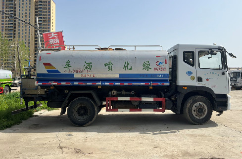 二手14方灑水車(chē)_二手14方東風(fēng)多利卡d9灑水車(chē)3
