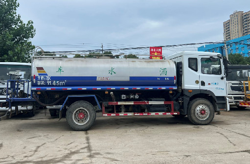 二手15方灑水車_二手東風(fēng)15方灑水車2