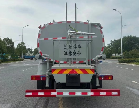 12���|�L(f��ng)�¿�D3L��ˮ܇