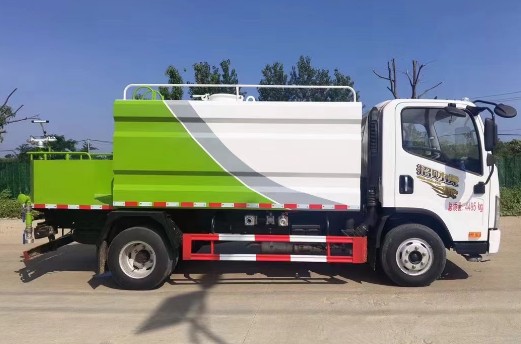解放招財(cái)虎藍(lán)牌7方灑水車_同銳通牌CAA5042TDYC6型多功能抑塵車2