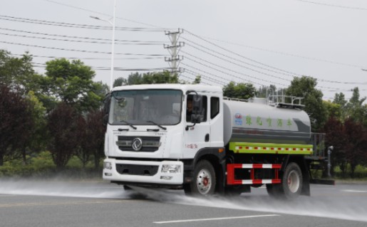 �����߶˞�ˮ܇������(sh��)���DƬ