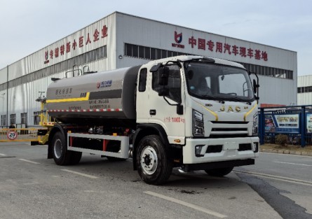 江淮駿鈴15方灑水車_凱力風(fēng)牌KLF5181GPSH6型綠化噴灑車2