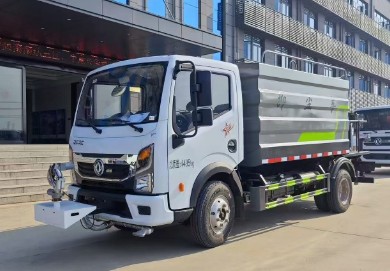 東風多利卡T17藍牌灑水車_縱昂牌CLT5043TYHEQ6型路面養護車 東風多利卡T17藍牌灑水車_縱昂牌CLT5043TYHEQ6型路面養護車